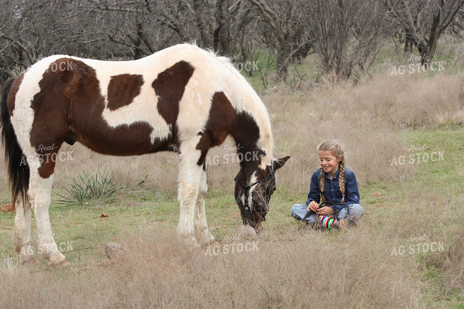 Ranch Kid with Horse 205021