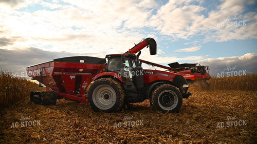 Grain Cart Turning to Unload on the Go 25658