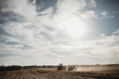 Applying Anhydrous Ammonia in Field 3607
