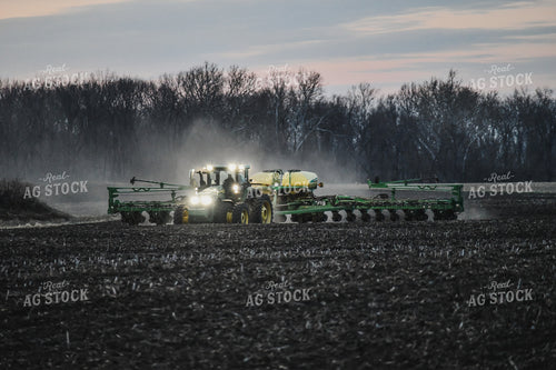 Planter in Field 86019