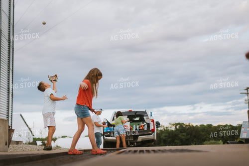 Farm Family Playing 8759