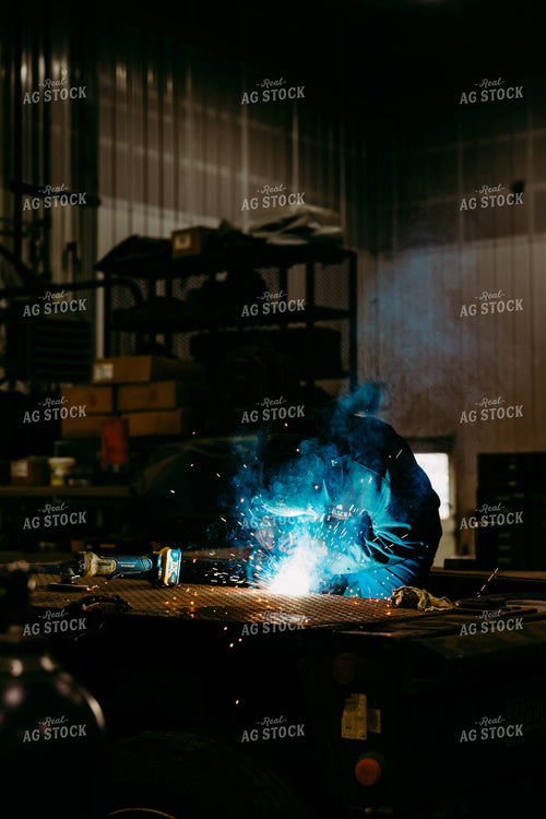 Welding 152518