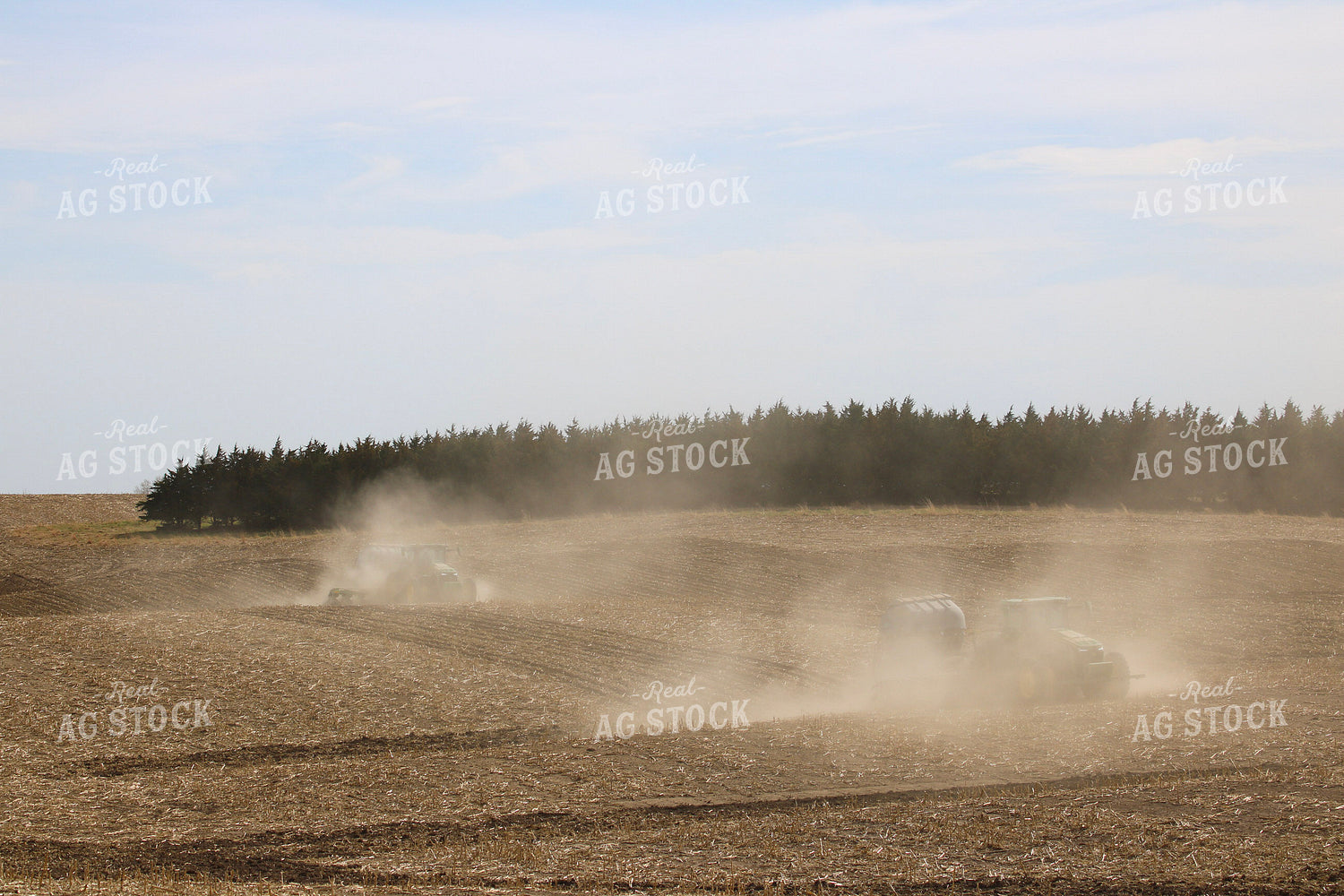 Strip Tilling 82258