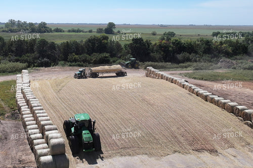 Packing Silage Pile 141763