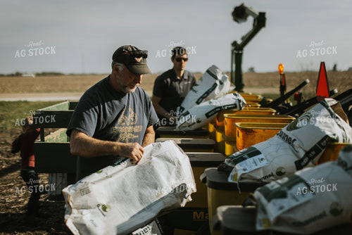 Loading Planter Boxes 8132