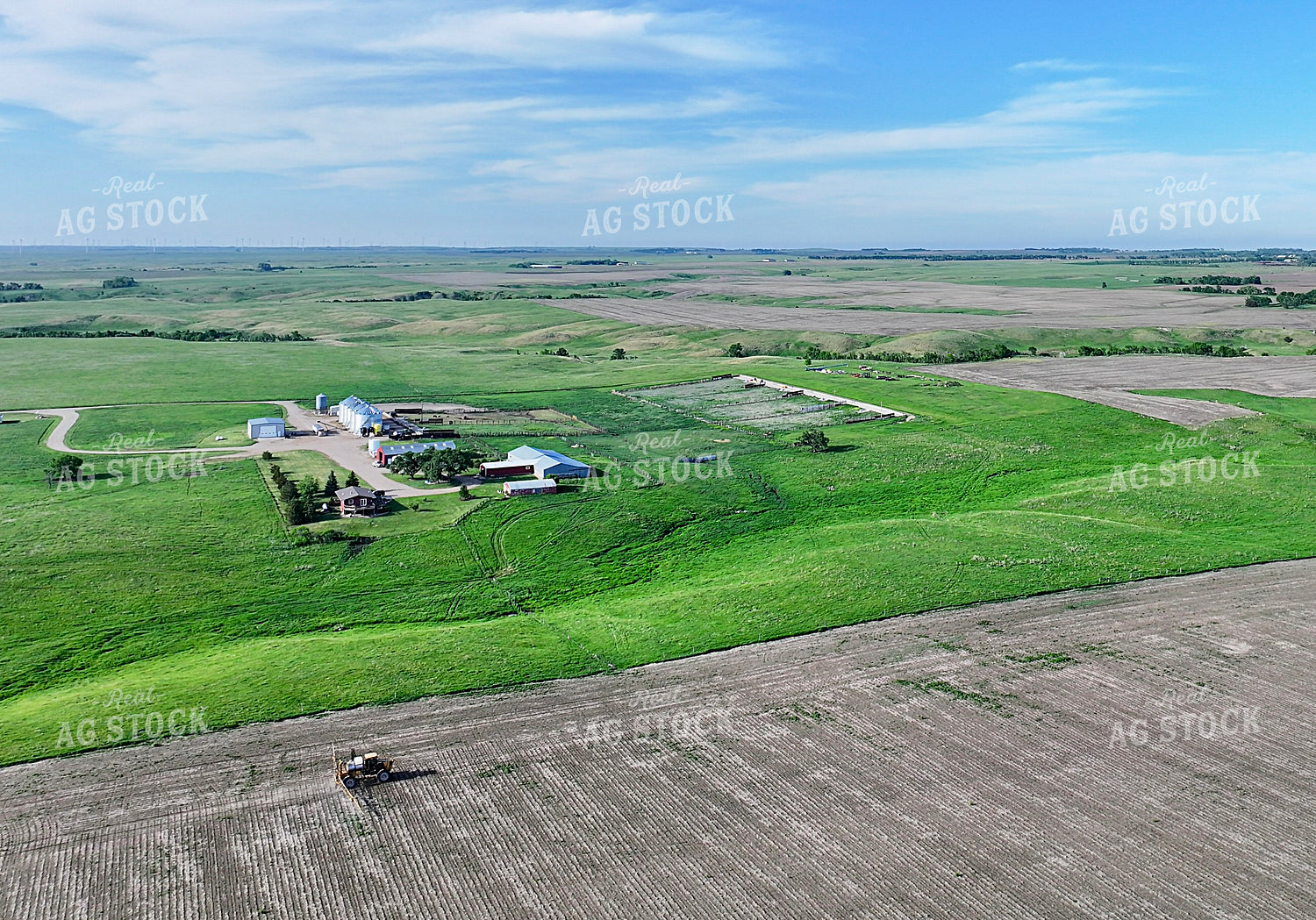 Spraying and Farm Landscape 141563