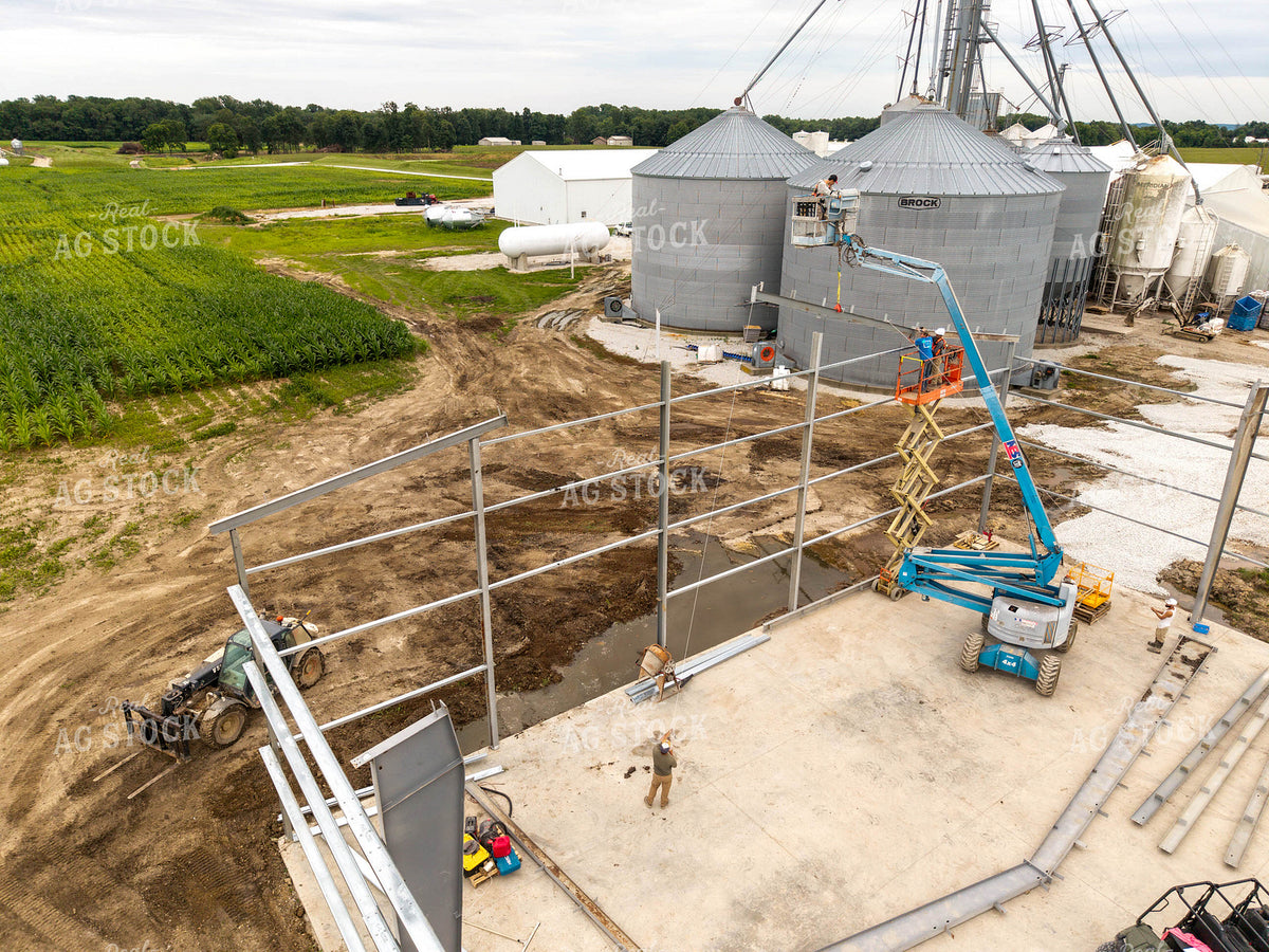 Machine Shed Construction 115953