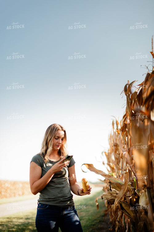 Female Agronomist Checking Corn 9211