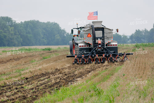Applying Manure 52976