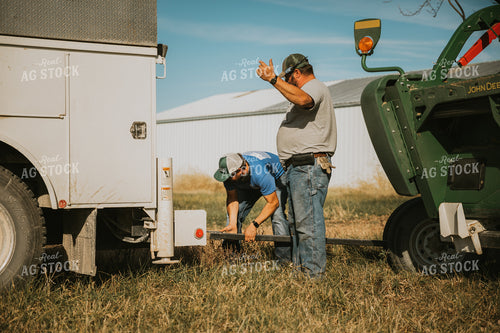 Farmers Attaching Hitch 7084
