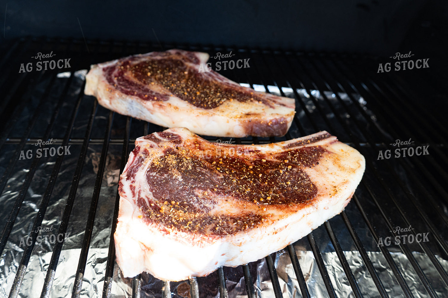 Steak on the Grill 65419