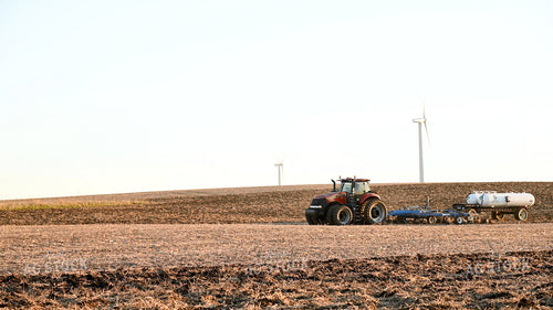 Tractor Applying Anhydrous 25863