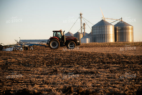 Tractor Applying Anhydrous 25871