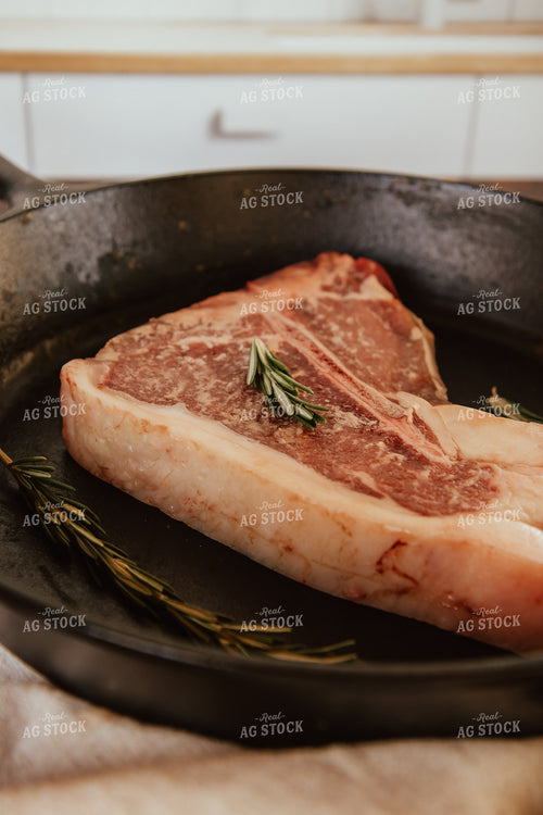 T-Bone Steak 268017