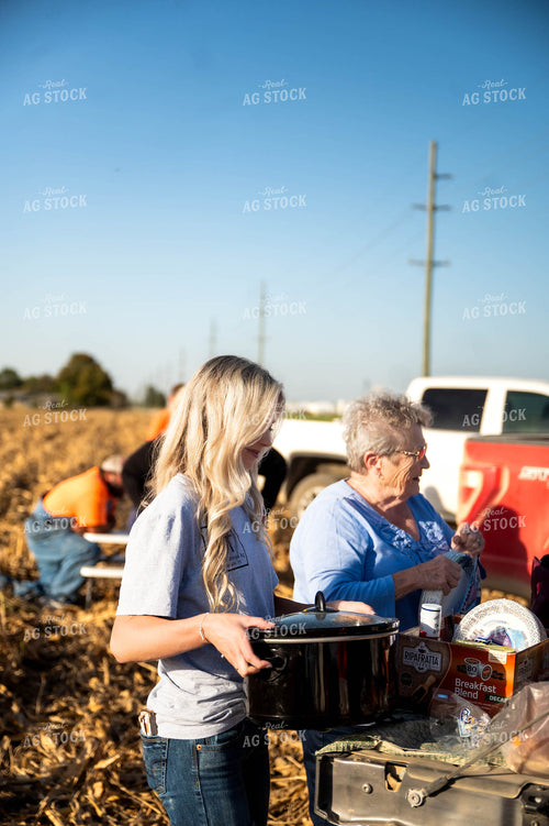 Farm Family Field Meal 115541