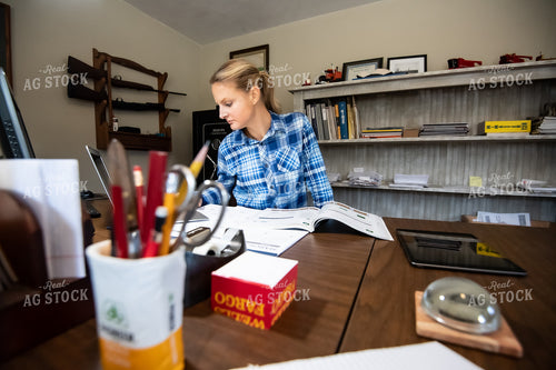 Female Farmer Working in Office 168053