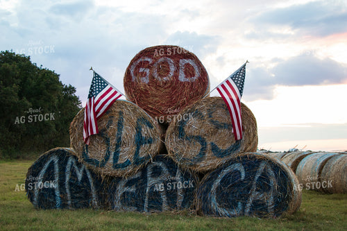 Patriotic Hay Bales 60060