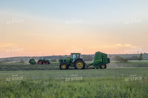 Baling Hay 72141