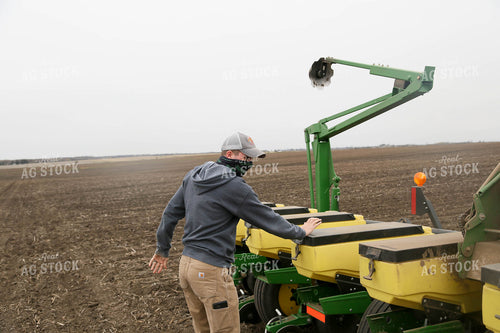 Filling Planter 161106