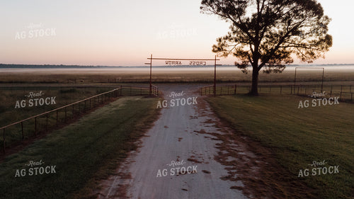 Ranch Driveway 301052