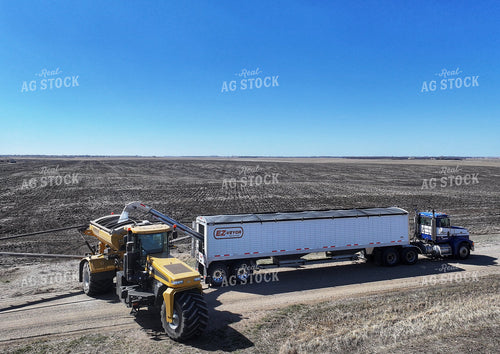 Loading Spreader with Dry Fertilizer 141249