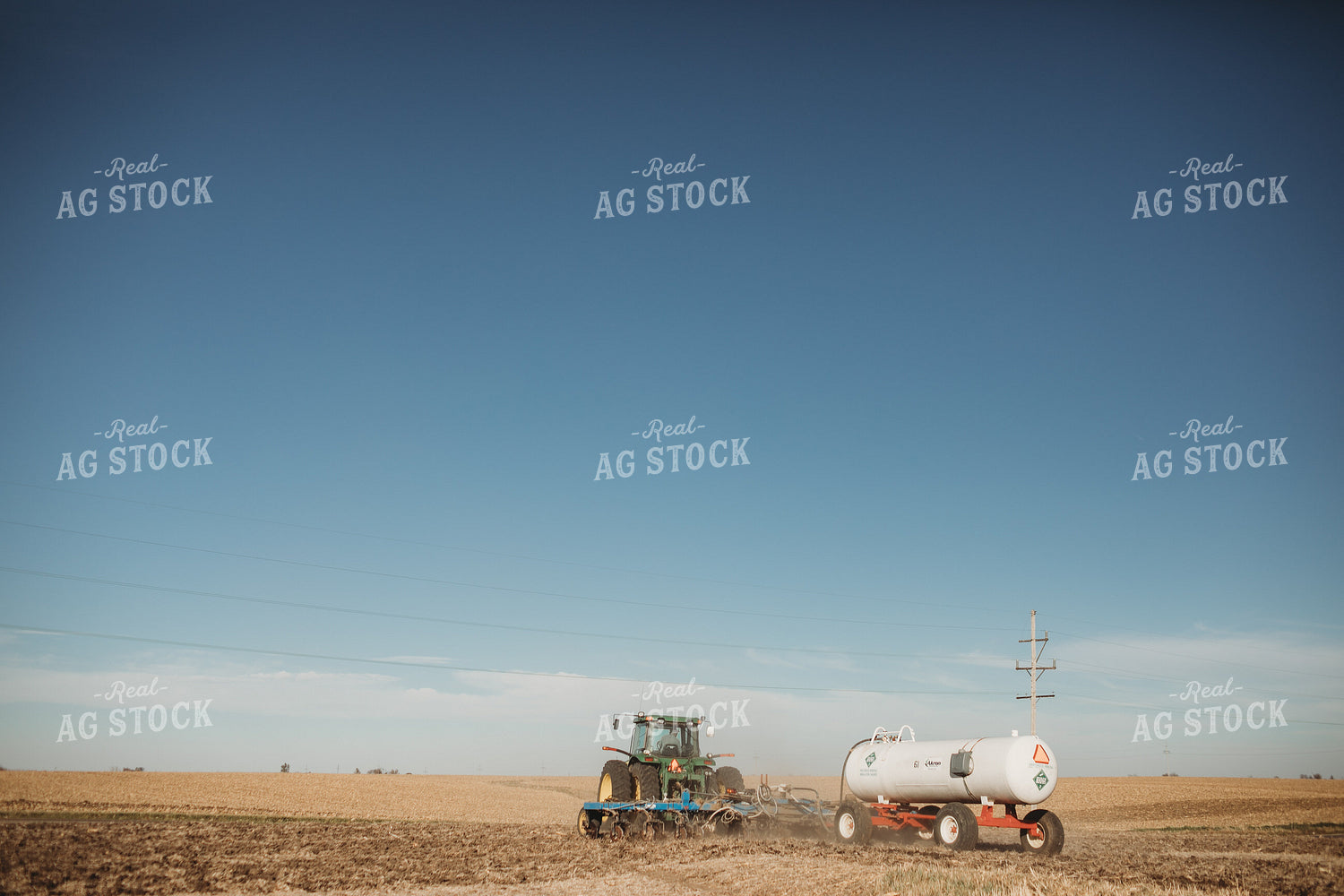Applying Anhydrous Ammonia in Field 3602