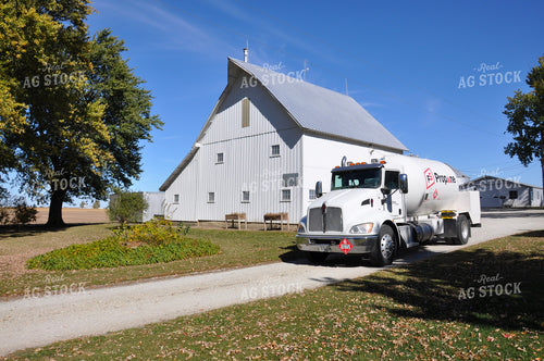 LP Truck Delivering Propane 277007