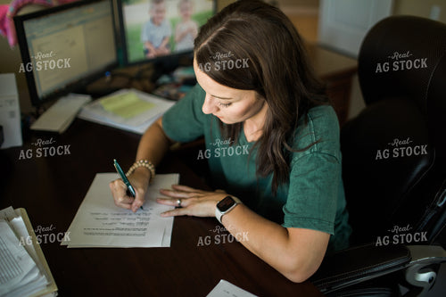 Farmer Business Owner in Office 6174