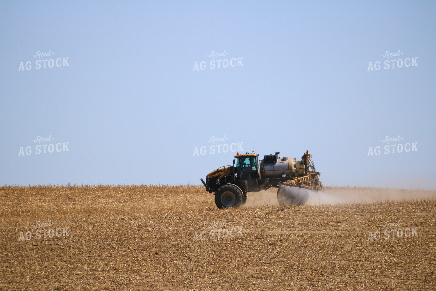 Spraying 82448