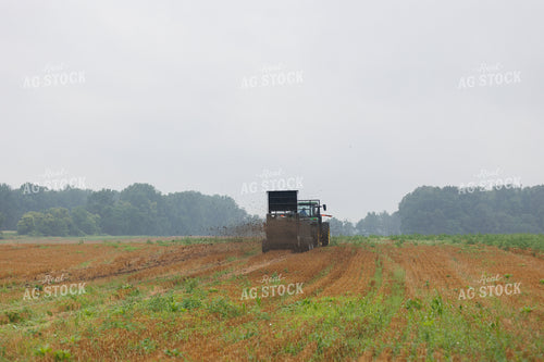 Spreading Manure 295023
