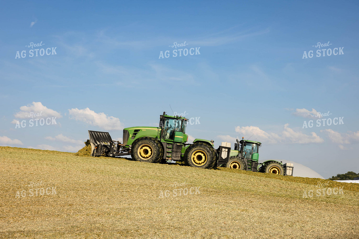 Packing Corn Silage 152952