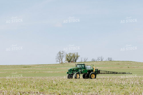Sprayer in Field  77001