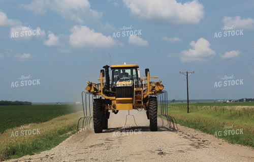 Self Propelled Sprayer with Y-Drop 141016