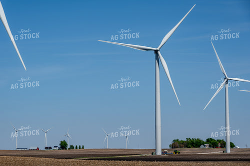 Wind Turbines 302027