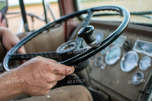 Steering Wheel in Semi 50331