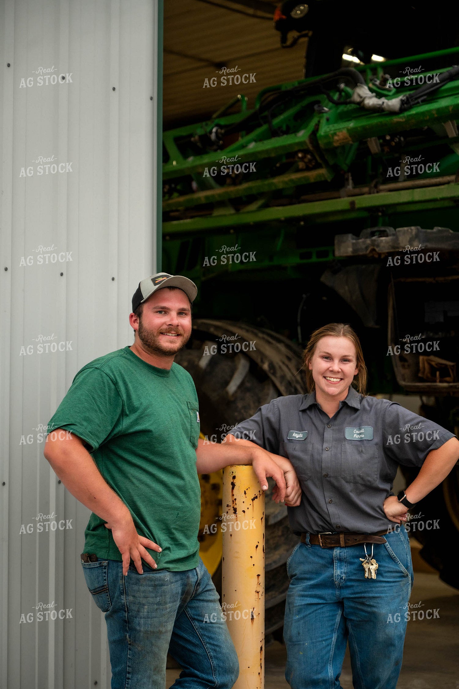 Farmers by Self-Propelled Sprayer 115755