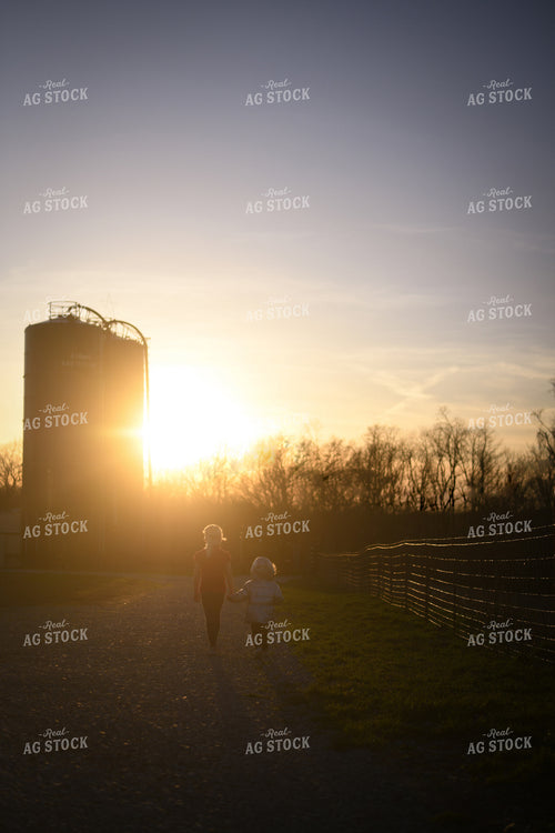 Farm Kids 191025