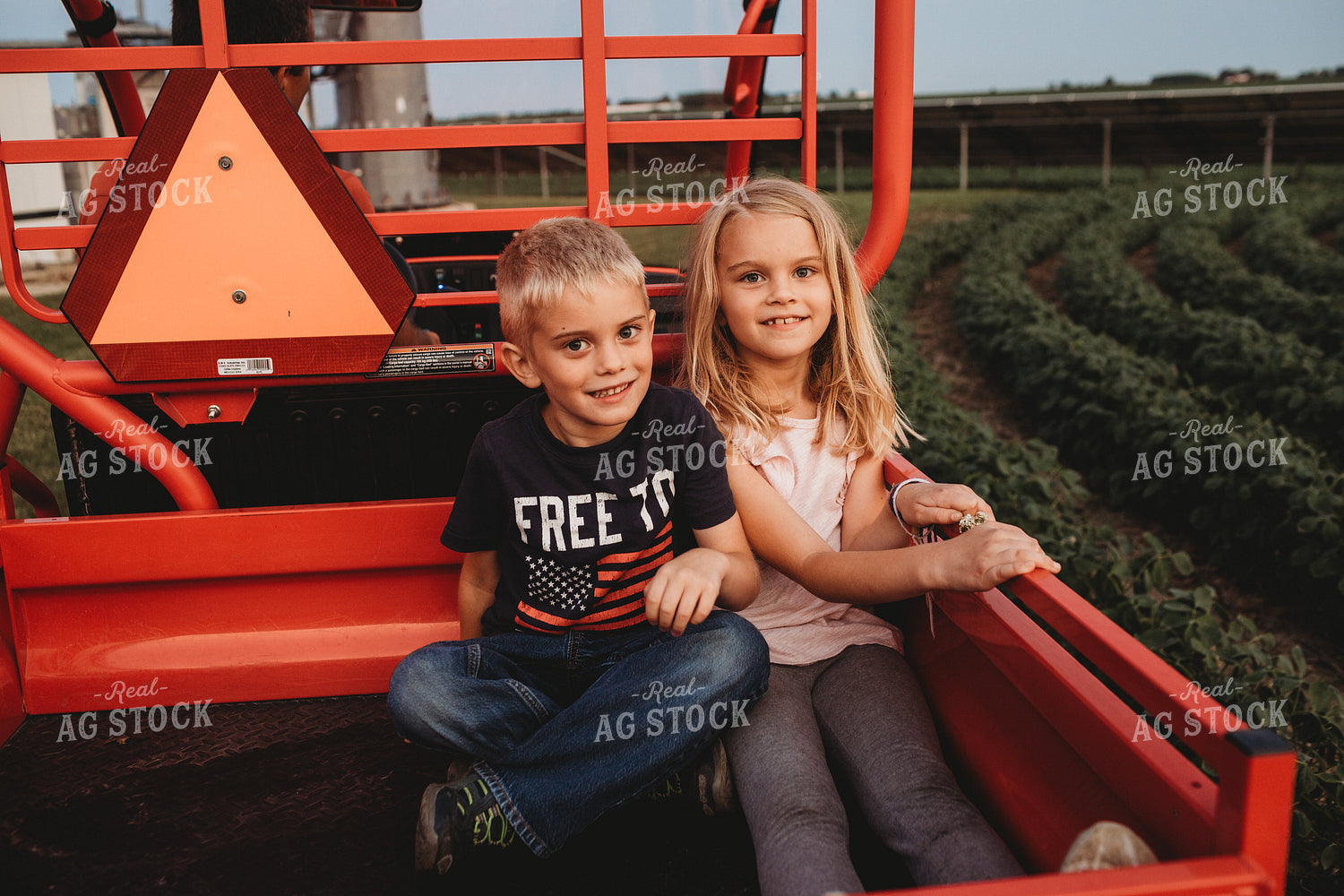 Farm Kids in UTV 4627