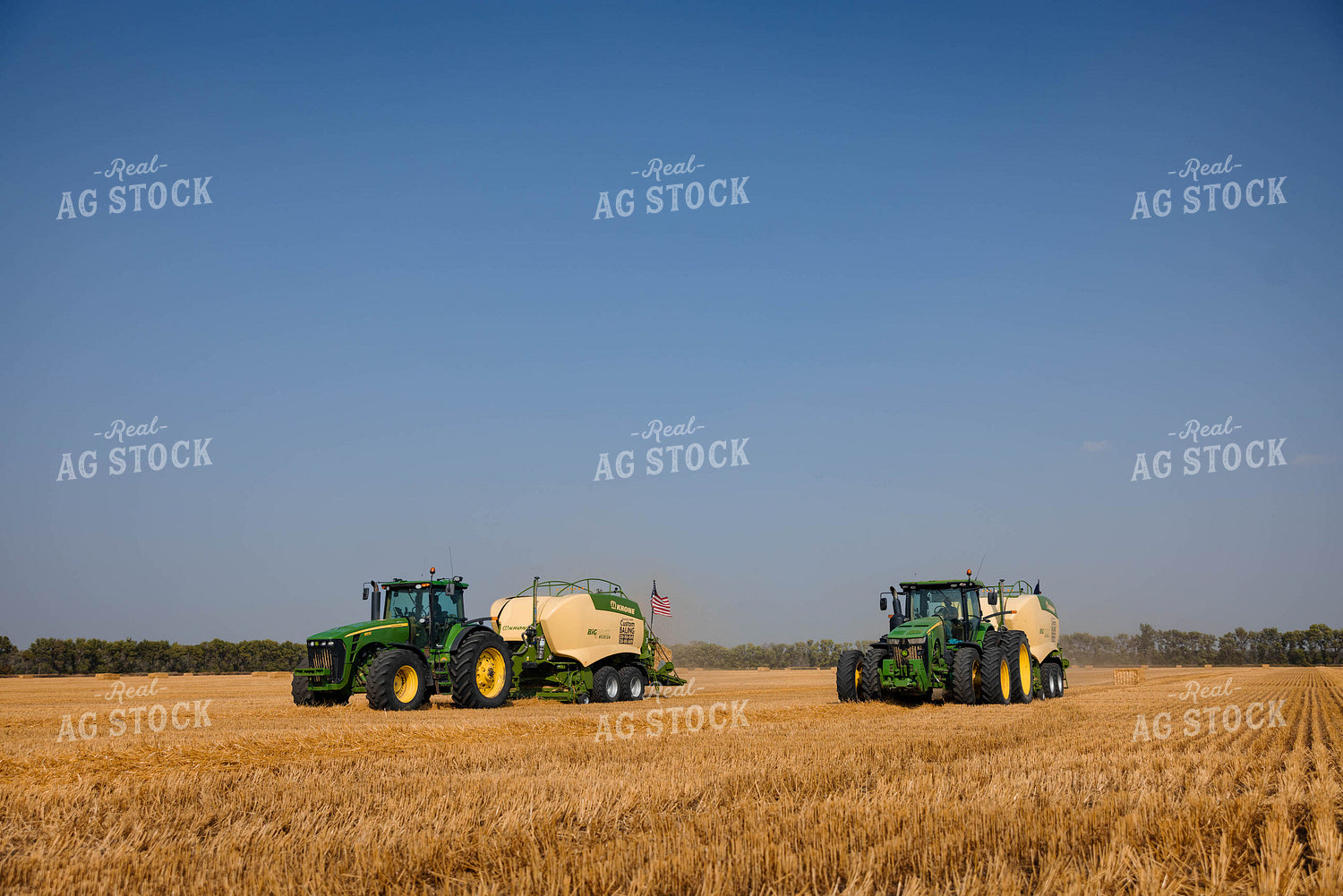 Baling Straw Bales 152341