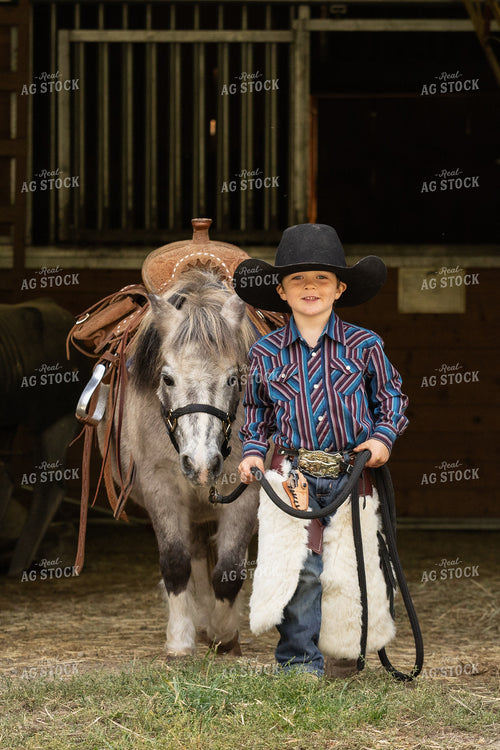 Ranch Kid with Pony 188164