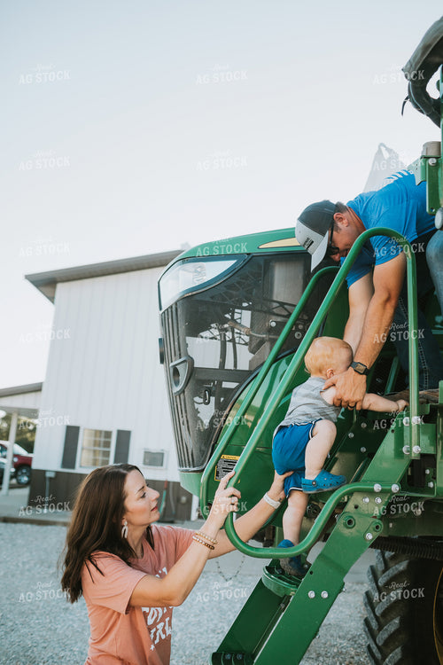 Farm Family Greeting Farmer in Sprayer 6227