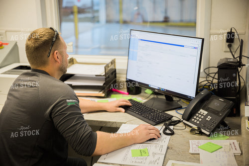Retailer Working in Office 7886
