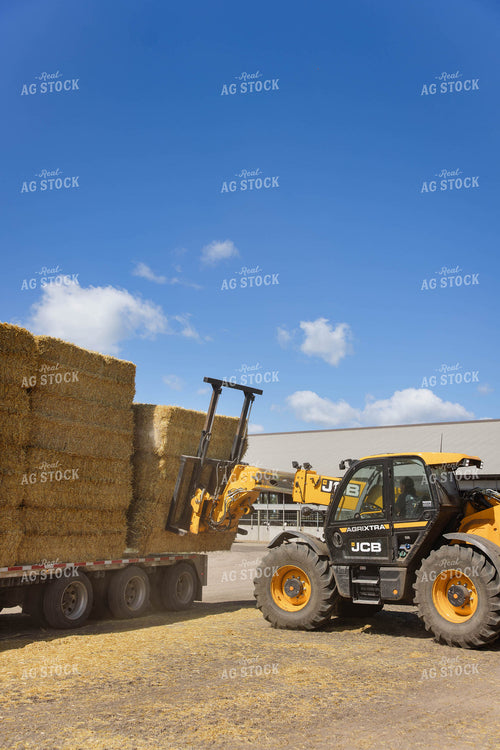 Stacking Wheat Straw Bales 152600