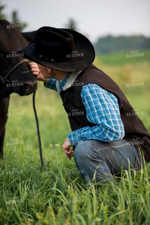 Farm Kid with Show Cow 76737