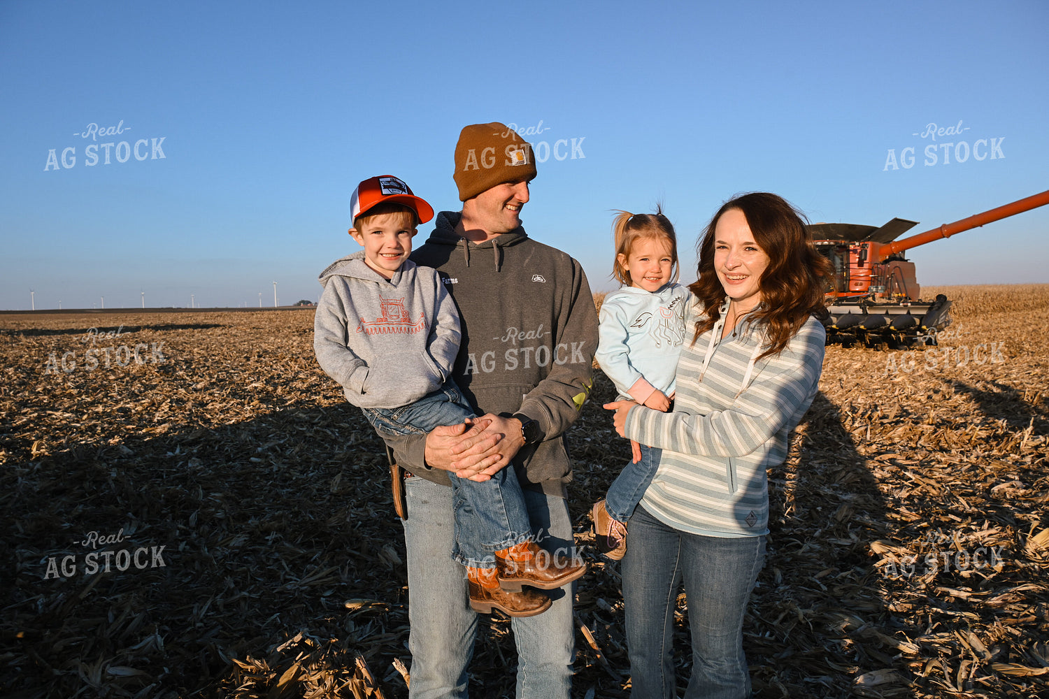Farm Family in Field 26297