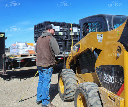 Seed Salesman Unloading Pro Boxes 141218