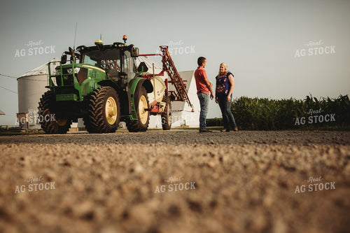 Farmer Talking to his Wife on Farm 4528