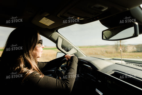 Female Appraiser Driving Truck 9427