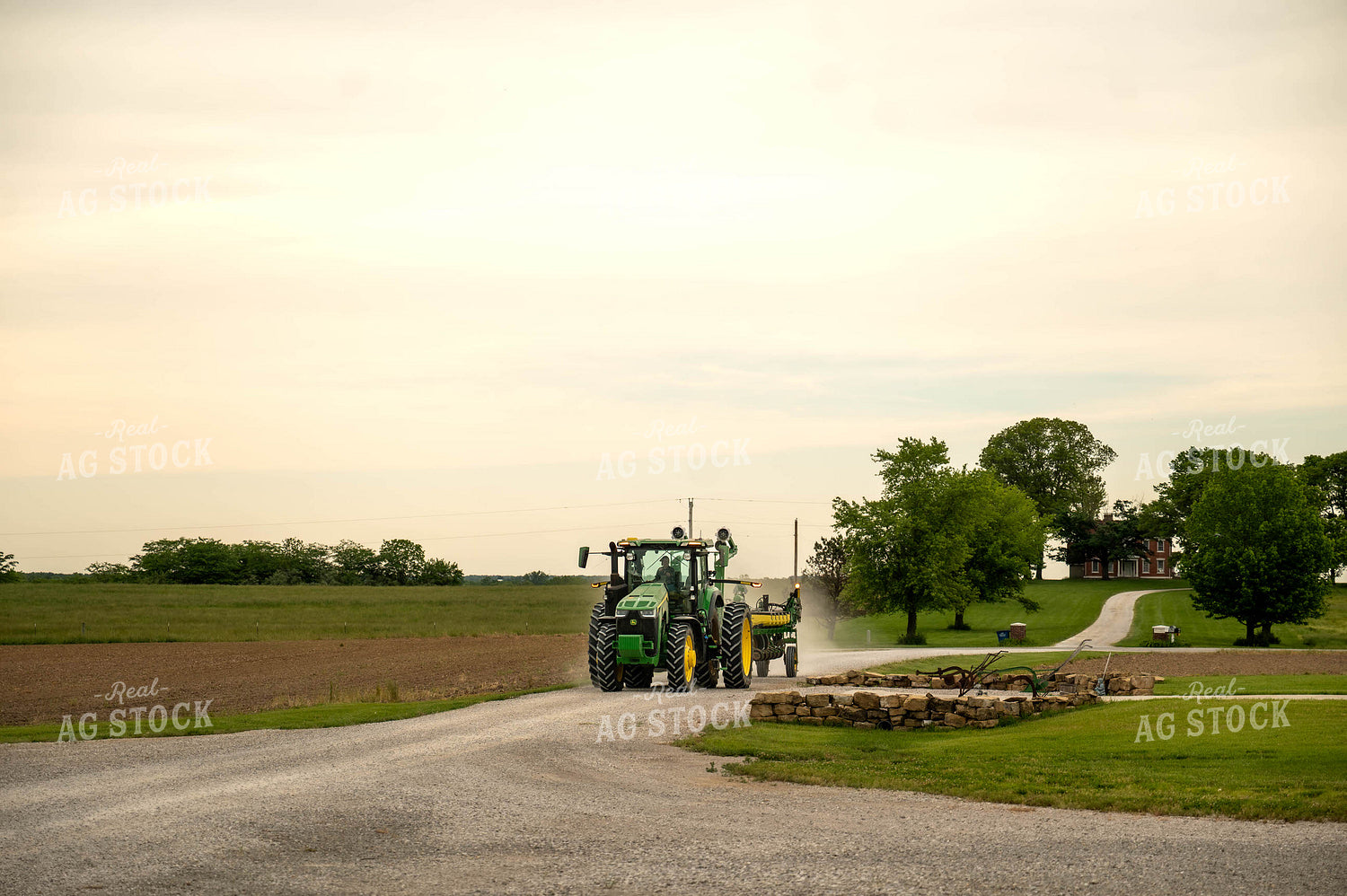 Moving Fields 115708