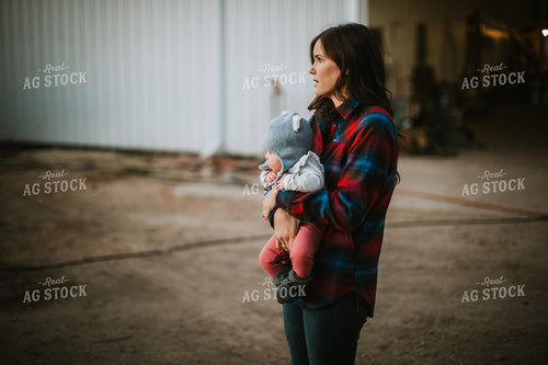 Farm Wife and Mom with Baby at Farm Shop 5125